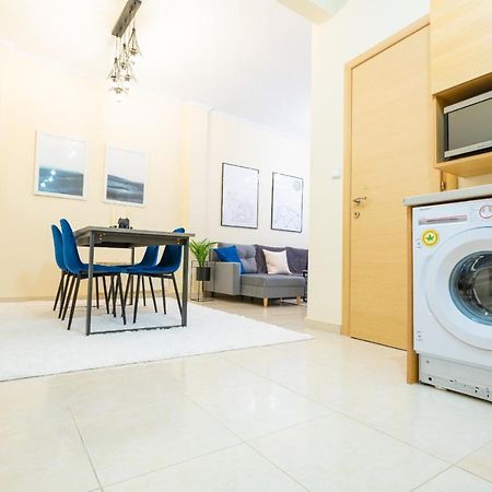 Niovi, Stylish Apartment Near The Waterfront เทสซาโลนิกิ ภายนอก รูปภาพ