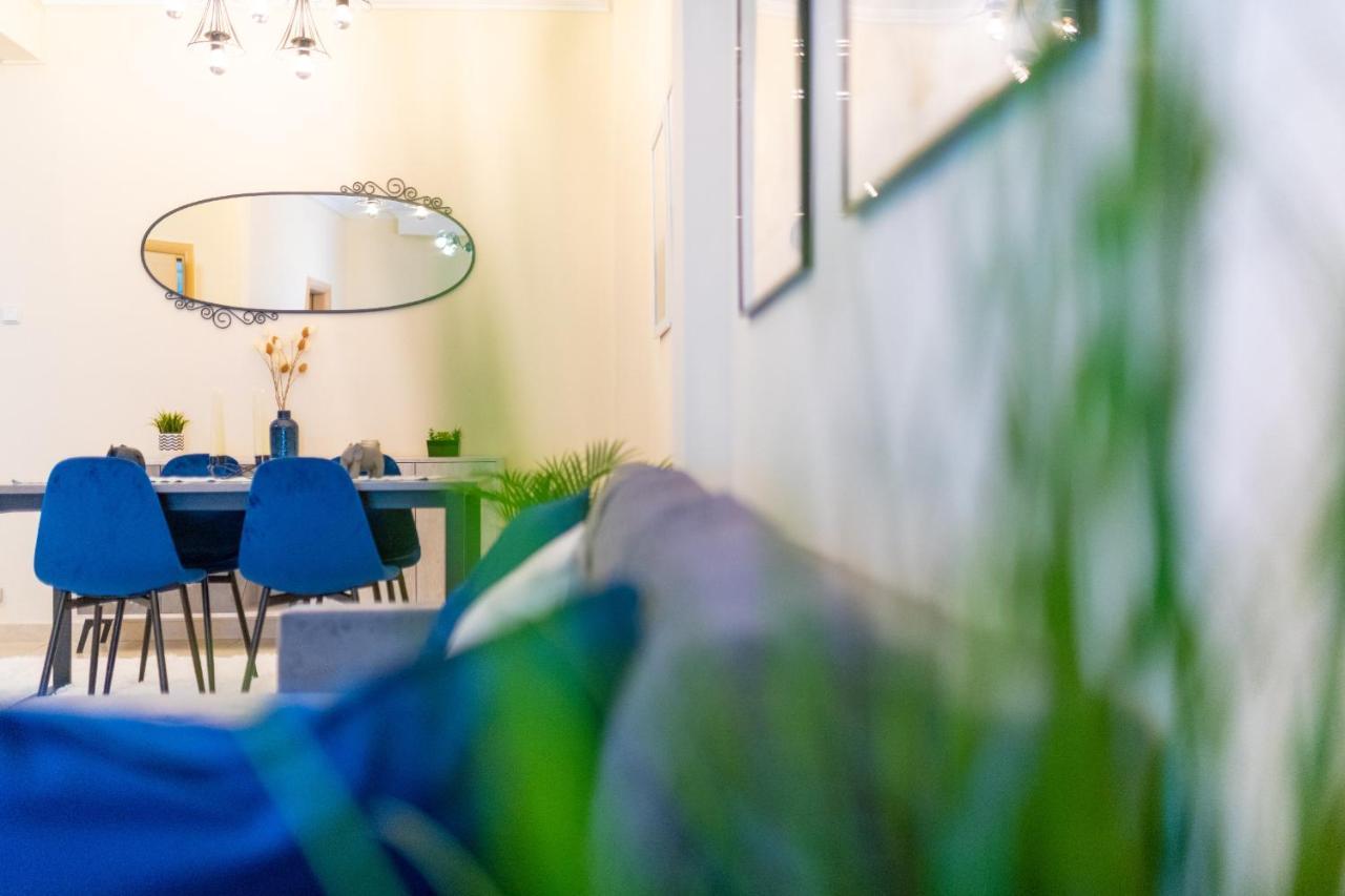 Niovi, Stylish Apartment Near The Waterfront เทสซาโลนิกิ ภายนอก รูปภาพ