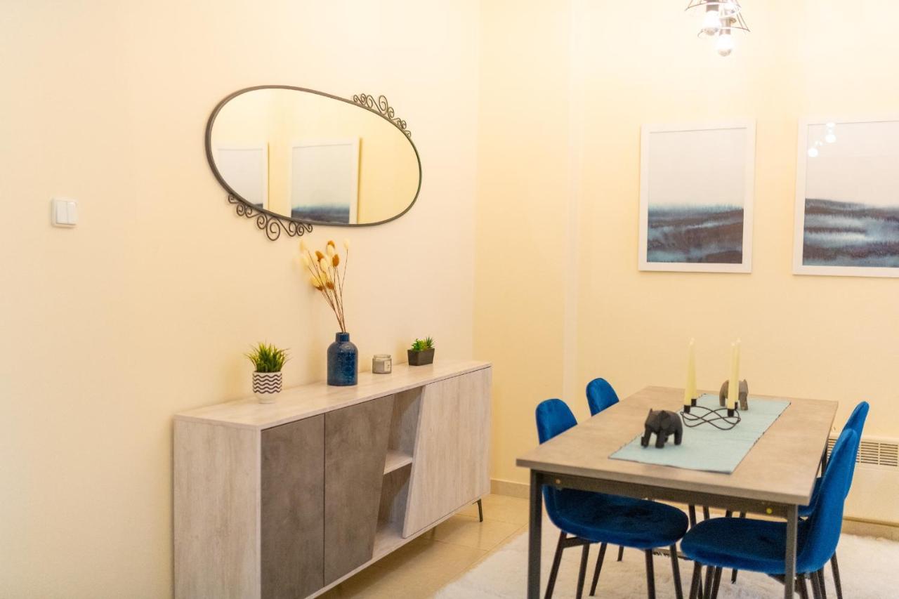 Niovi, Stylish Apartment Near The Waterfront เทสซาโลนิกิ ภายนอก รูปภาพ